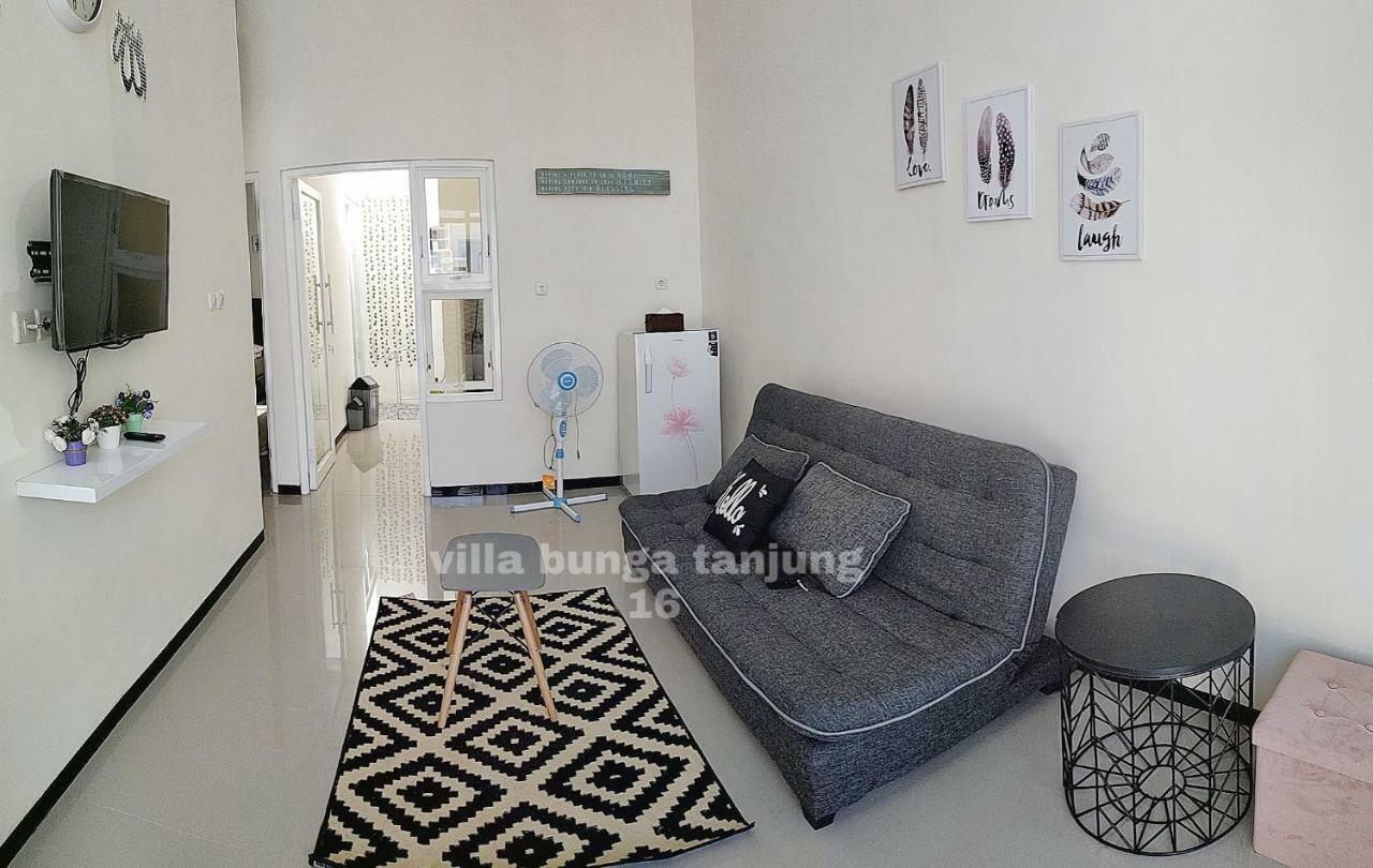 Villa Syariah Bunga Tanjung 16 Batu  Dış mekan fotoğraf