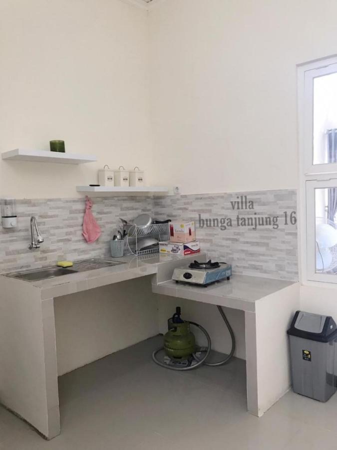 Villa Syariah Bunga Tanjung 16 Batu  Dış mekan fotoğraf